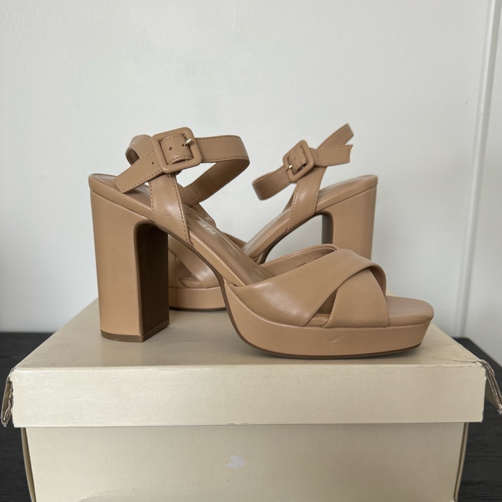 Anne Klein Zena Nude Heeled Sandals – Size 8, NEW 👡🤍